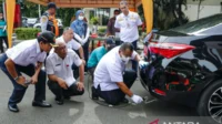 Pemprov DKI Jakarta Jelaskan Proses Ganti Pelat Merah Mobil Dinas di Puncak, Ini Faktanya Pemprov DKI Jakarta Jelaskan Proses Ganti Pelat Merah Mobil Dinas di Puncak, Ini Faktanya