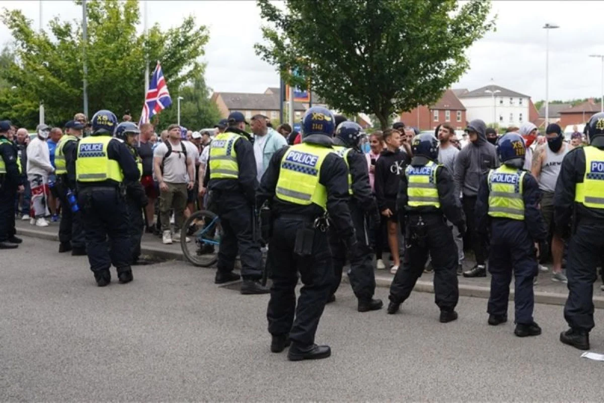 Penangkapan Lakukan Polisi Setelah Pria Ditusuk dalam Kerusuhan di Southend, Inggris