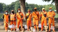 Petugas PPSU di Jakarta Timur Dapat SP1 Usai Pakai AI untuk Tangani Aduan Warga