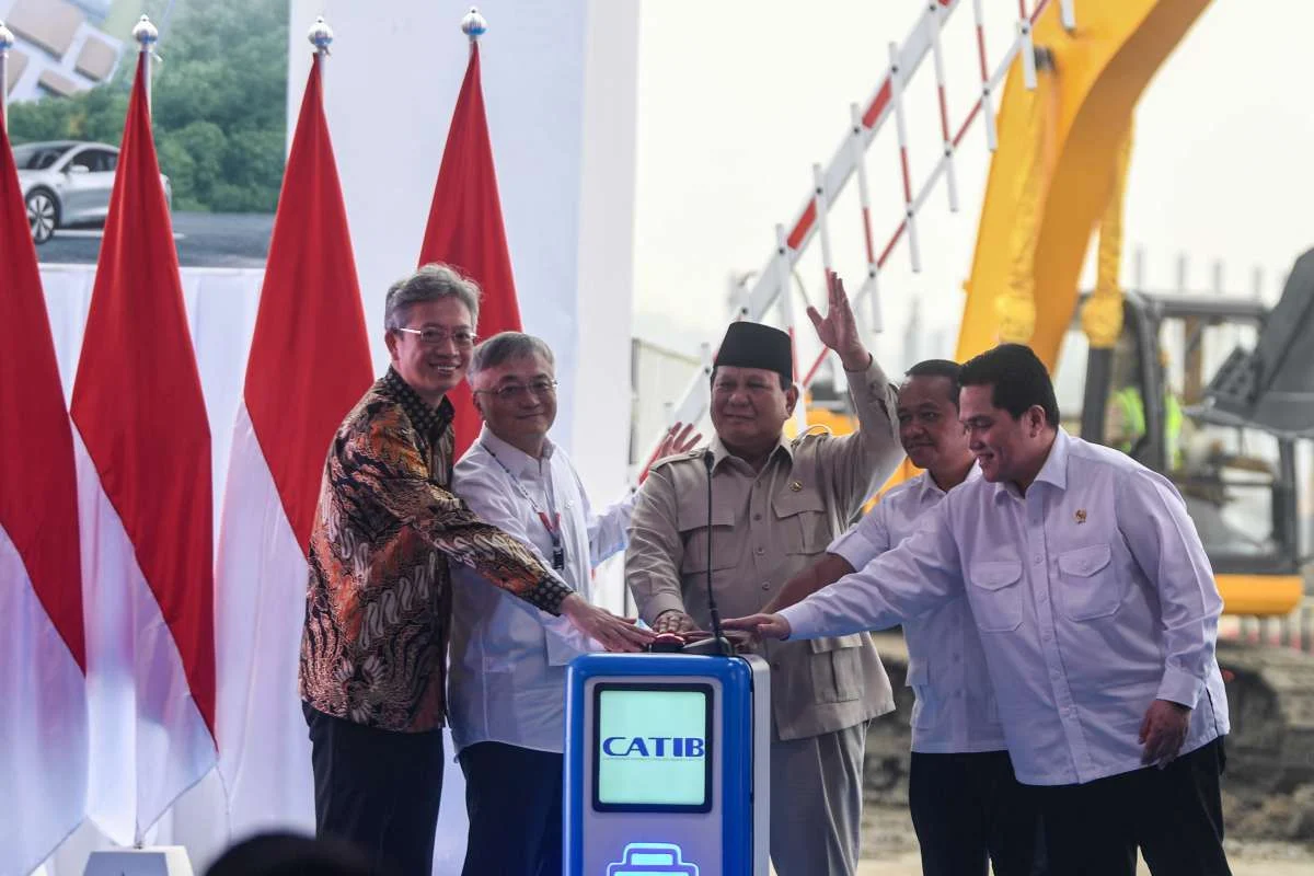 Prabowo Resmikan Pabrik Kendaraan Listrik di Magelang, Langkah Strategis Menuju Kemandirian Industri Otomotif Nasional