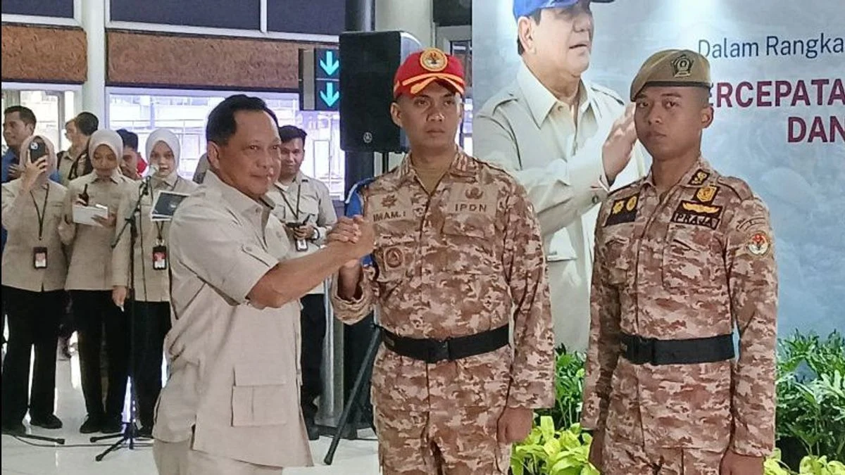 Praja IPDN Dikerahkan ke Aceh Tamiang: Upaya Pemulihan Bencana dan Pembersihan Lumpur oleh Mendagri Tito