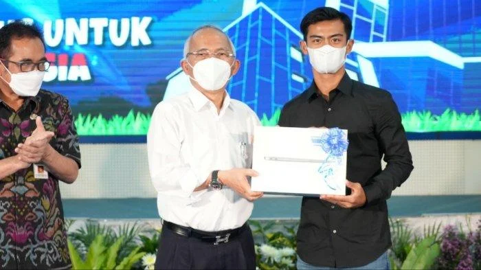 Pratama Arhan Raih Sarjana Manajemen di Udinus, Siapkan Langkah Lanjut S2 Setelah Karier Internasional