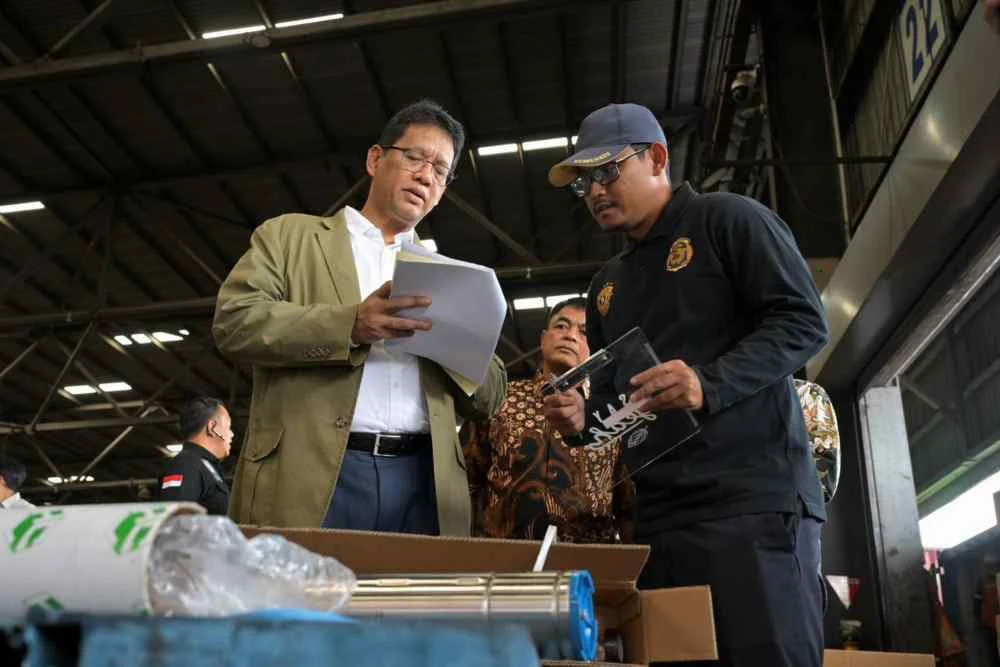 Purbaya Anjurkan Industri Plastik Konsultasi ke Kemenperin soal Relaksasi Bea Masuk