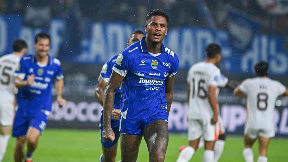 Ramon Tanque Ganda Gol, Persib Bandung Pertahankan Puncak Super League 2025/26
