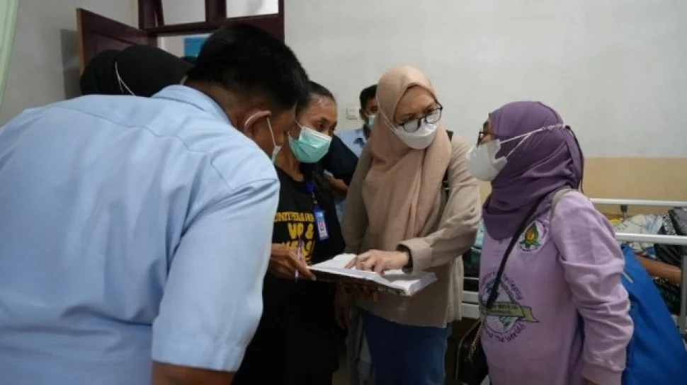 Ratusan Siswa Diduga Keracunan Makanan Gratis, BGN Tangguhkan Operasional SPPG Pondok Kelapa Dua