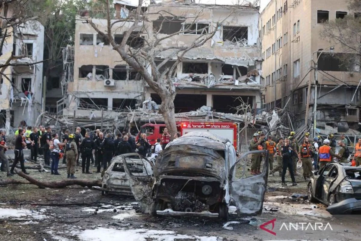 Serangan Gabungan AS-Israel Bantai Kepala Intelijen IRGC, Iran Balas dengan Serangan ke Tel Aviv