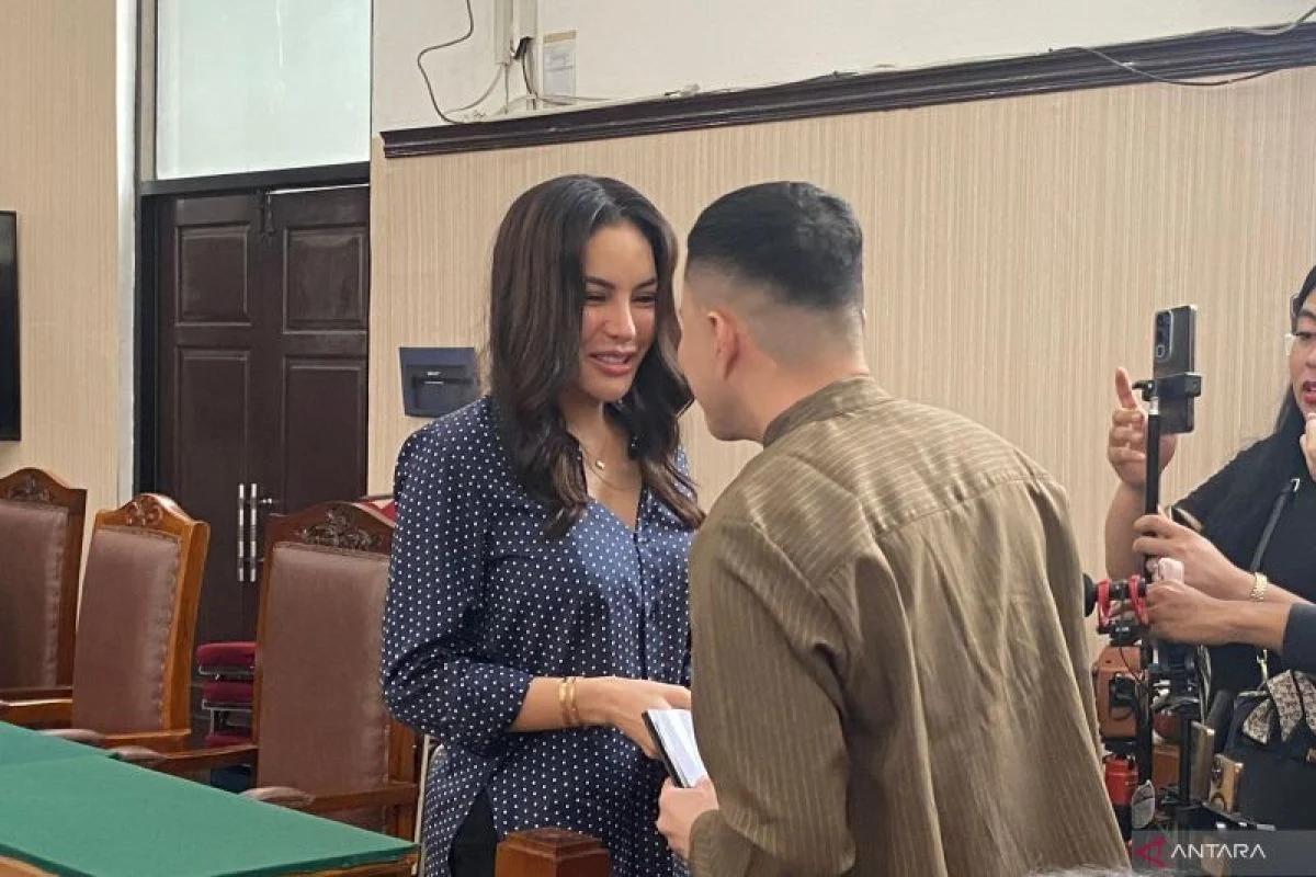 Sidang Perdata Nikita Mirzani Ditinggalkan Hakim, Pihak Terduga Ungkap Kekecewaan Mendalam