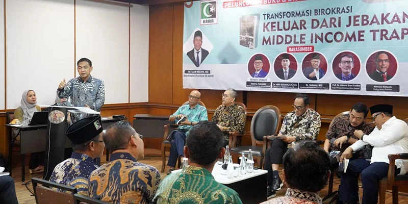 Strategi Kunci Indonesia Bebas Middle Income Trap: 5 Jurus Pembangunan Nasional