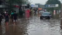Tangerang Selatan Dilanda Banjir dan Longsor: 25 Titik Permukiman Tergenang, 13 Lokasi Longsor Akibat Hujan Deras dan Angin Kencang