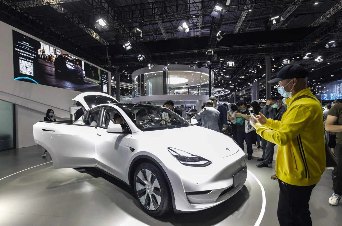 Tesla Model Y Rekor Penjualan: Kembali Puncaki Pasar Otomotif Eropa di Maret 2026