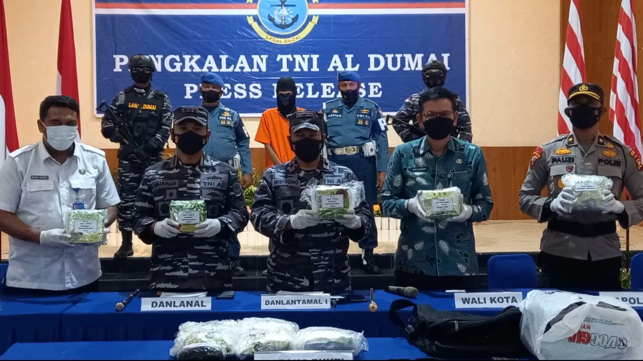 TNI AL Tangkap Jaringan Internasional Selundupkan Sisik Trenggiling Senilai Miliaran di Pelabuhan Merak