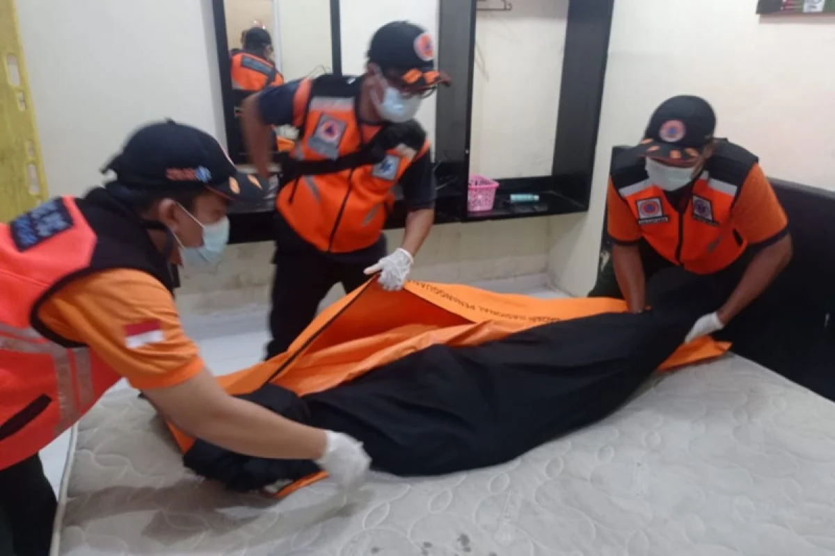 Tragedi di Batam: Wanita Muda dan Bayinya Ditemukan Tewas di Kamar Kos, Dugaan Kelahiran Tanpa Bantuan Medis