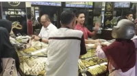 Transaksi Gadai Meroket di Ambalawi: Emas Jadi Sumber Likuiditas Utama Pasca Idul Fitri
