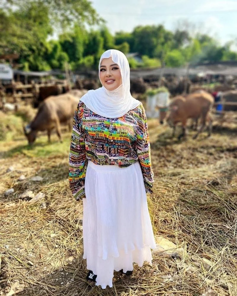 Transformasi Mengejutkan Shindy Samuel: Turun Berat Badan hingga 104 Kg, Penampilan Lebih Langsing dan Memukau