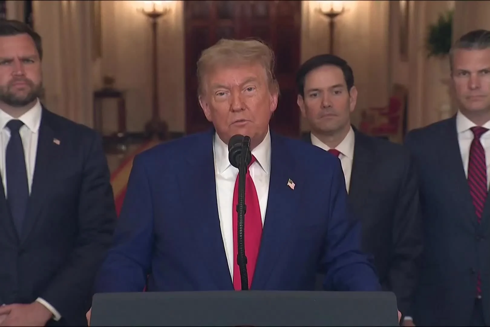 Trump Beri Ultimatum 48 Jam kepada Iran: Ancaman Hancurkan Selat Hormuz Memicu Lonjakan Harga Minyak