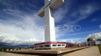 Tugu Salib Wio Silimo Wamena: Ikon Keagamaan dan Pusat Dinamika Sosial di Jantung Papua Pegunungan