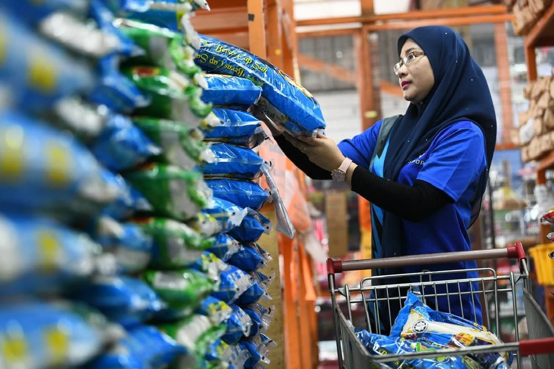Wamenperin Riza Tegaskan Pasokan Bahan Baku Plastik Terjamin, Waspadai Praktik Manipulasi Harga oleh Pengusaha