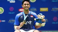 Alwi Farhan Mencuri Perhatian dengan Mengalahkan Pemain No.1 Dunia di Singapore Open