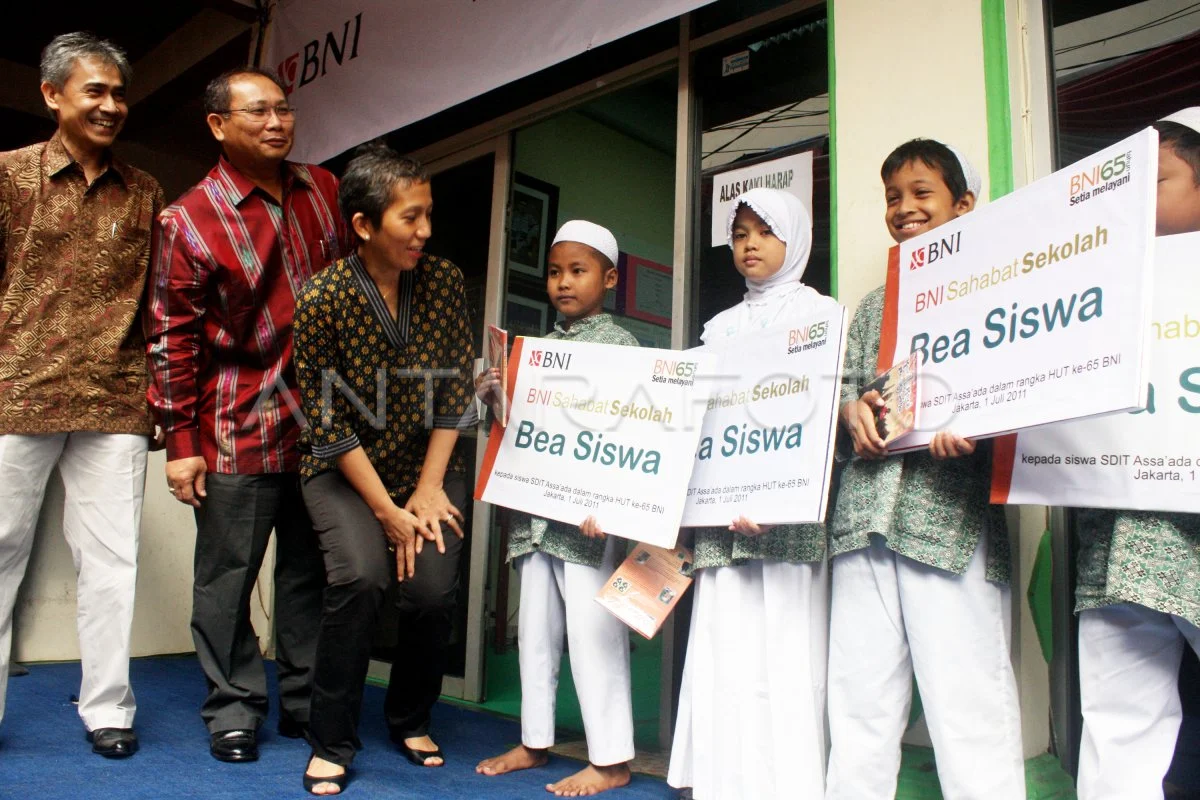 Beasiswa BNI Bantu 1.000 Pelajar di Hari Pendidikan Nasional