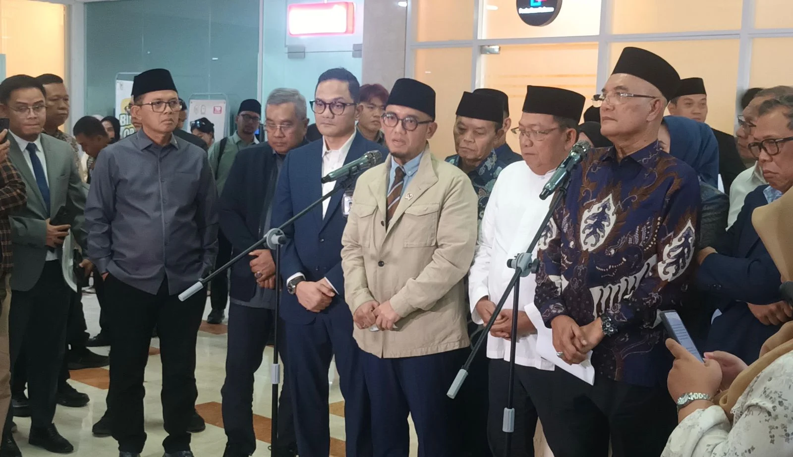 DPR Kritik Kemenhaj: Sosialisasi Aturan Haji Lemah, Jemaah Rentan Jadi Korban