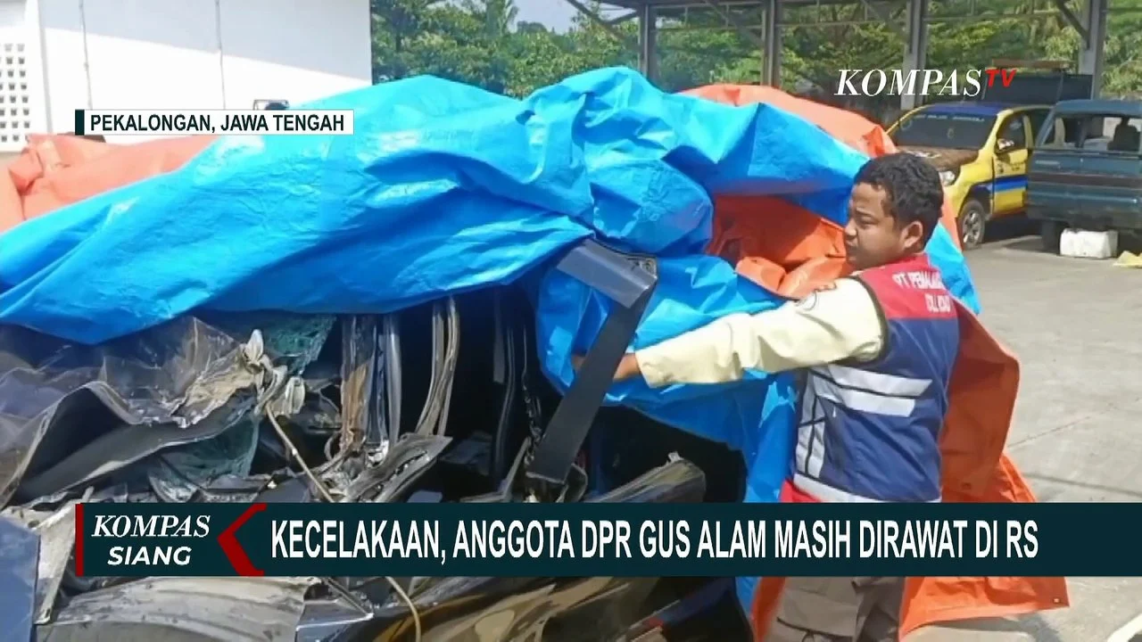 Kecelakaan Maut di Tol Probolinggo: Rombongan Anggota DPR Gus Hilman Alami Musibah