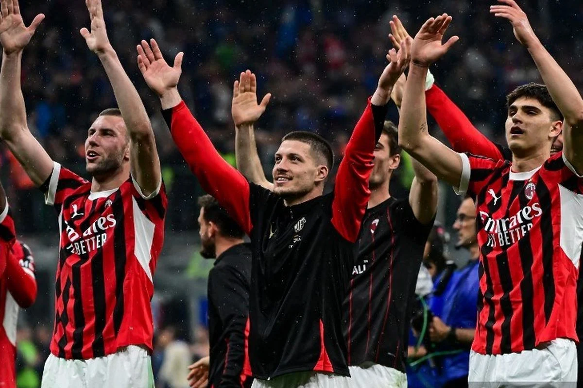 Kegagalan AC Milan di Liga Champions: Allegri dan 3 Petinggi Klub Dipecat