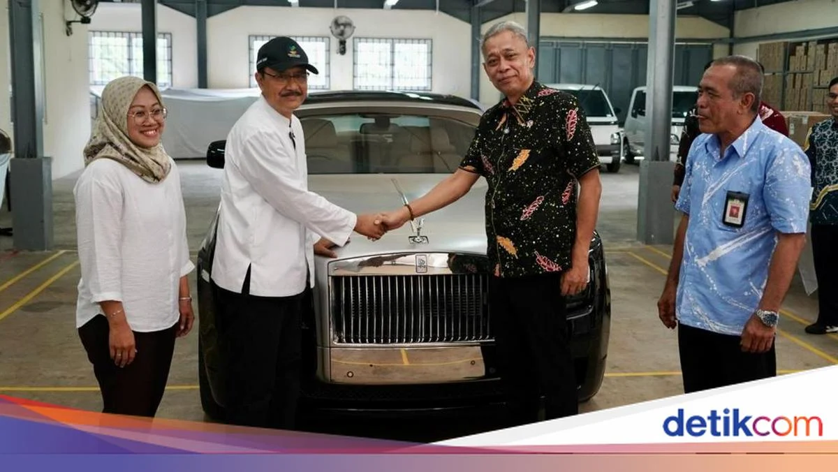 Kemensos Lelang Emas 6,2Kg untuk Bantu Keluarga Rentan