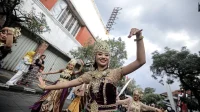 Kirab Budaya Milangkala Tatar Sunda: Meriahkan Kota Bandung Malam Ini