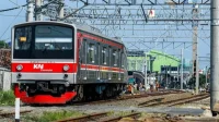 KRL Rangkasbitung Mulai Melaju Kembali Usai Banjir Surut, Meski Kecepatan Terbatas