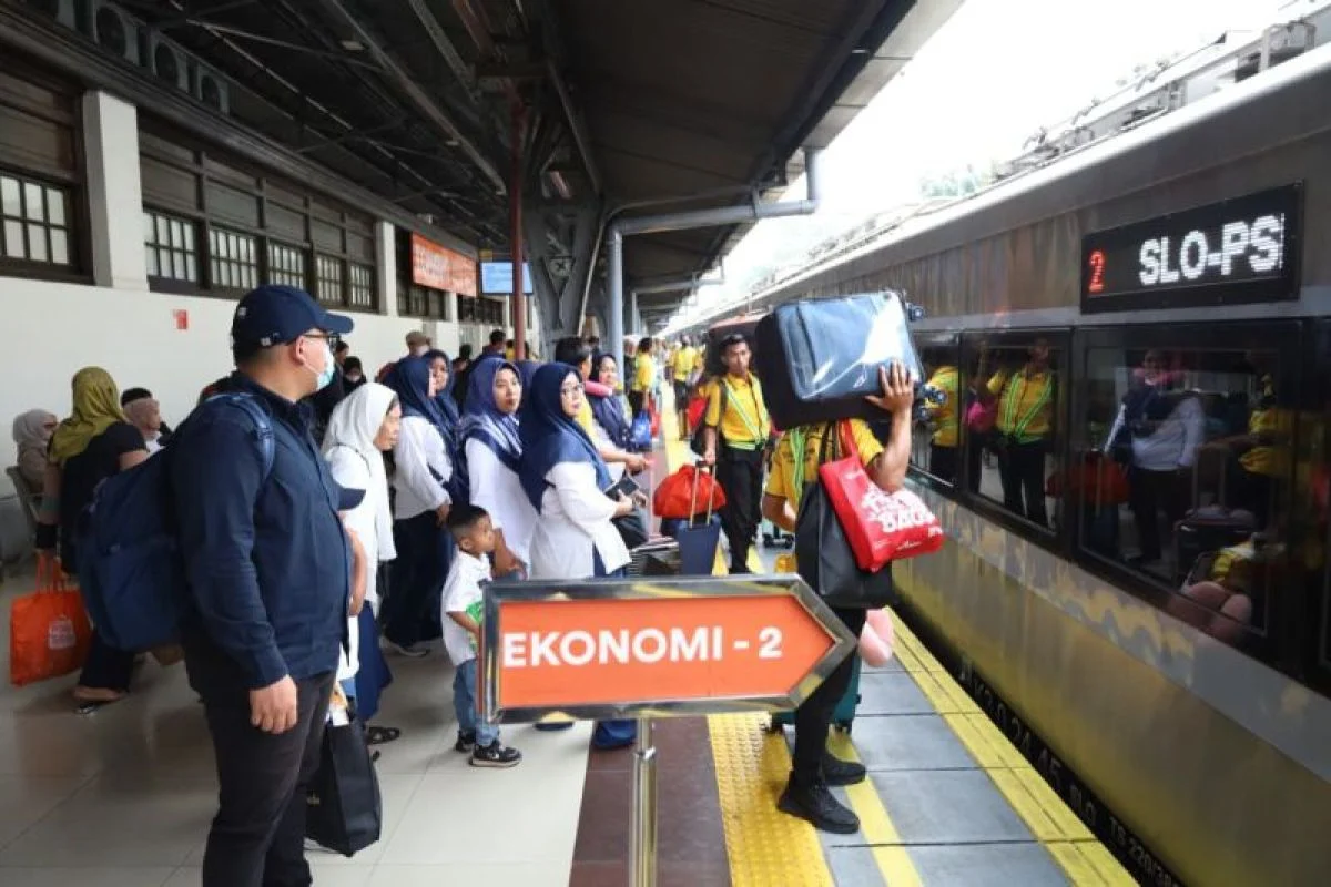 Libur Panjang Kenaikan Yesus Kristus: 142 Ribu Tiket Kereta Terjual di Jakarta