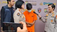 Model AWS Menangis Setelah Diperiksa Polisi Dalam Kasus Begal Viral di Jakarta