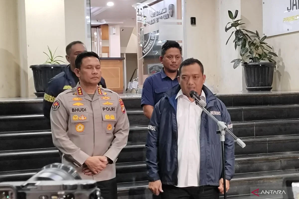 Polda Metro Jaya Tangkap 2 Pelaku Begal Bersenjata Api di Cikarang