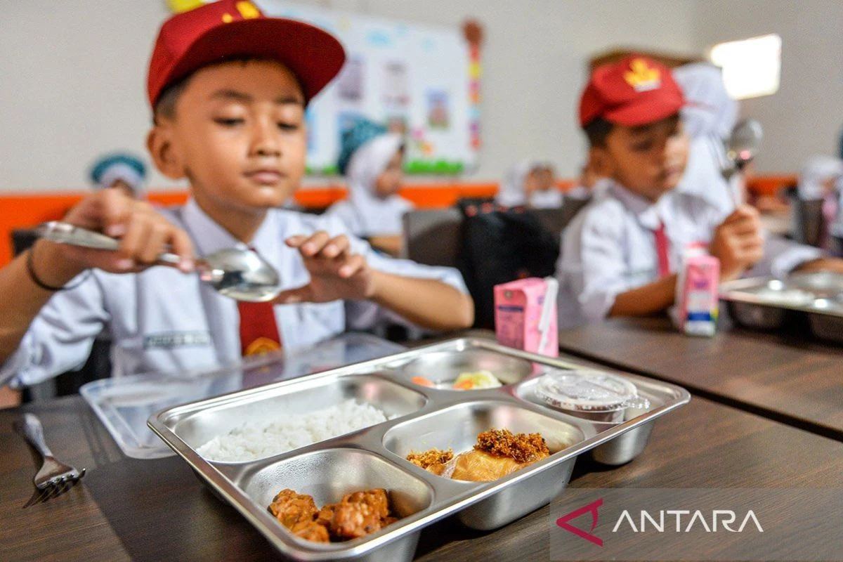 Program Makan Bergizi Gratis di Kebumen Dukung dengan Budi Daya Nila