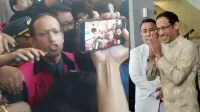 Tahanan Rumah Nadiem Makarim Menuai Kritik: Perlakuan Berbeda untuk Lukas Enembe? Tahanan Rumah Nadiem Makarim Menuai Kritik: Perlakuan Berbeda untuk Lukas Enembe?