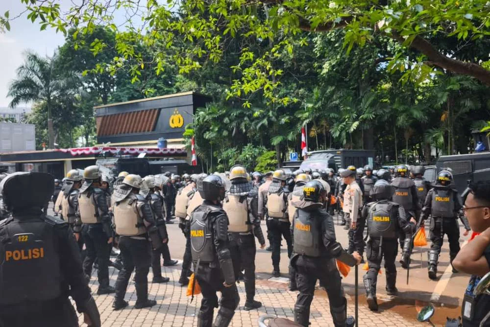 Aksi Demonstrasi Mahasiswa: Polda Metro Jaya Kerahkan 4151 Personel untuk Mengawal