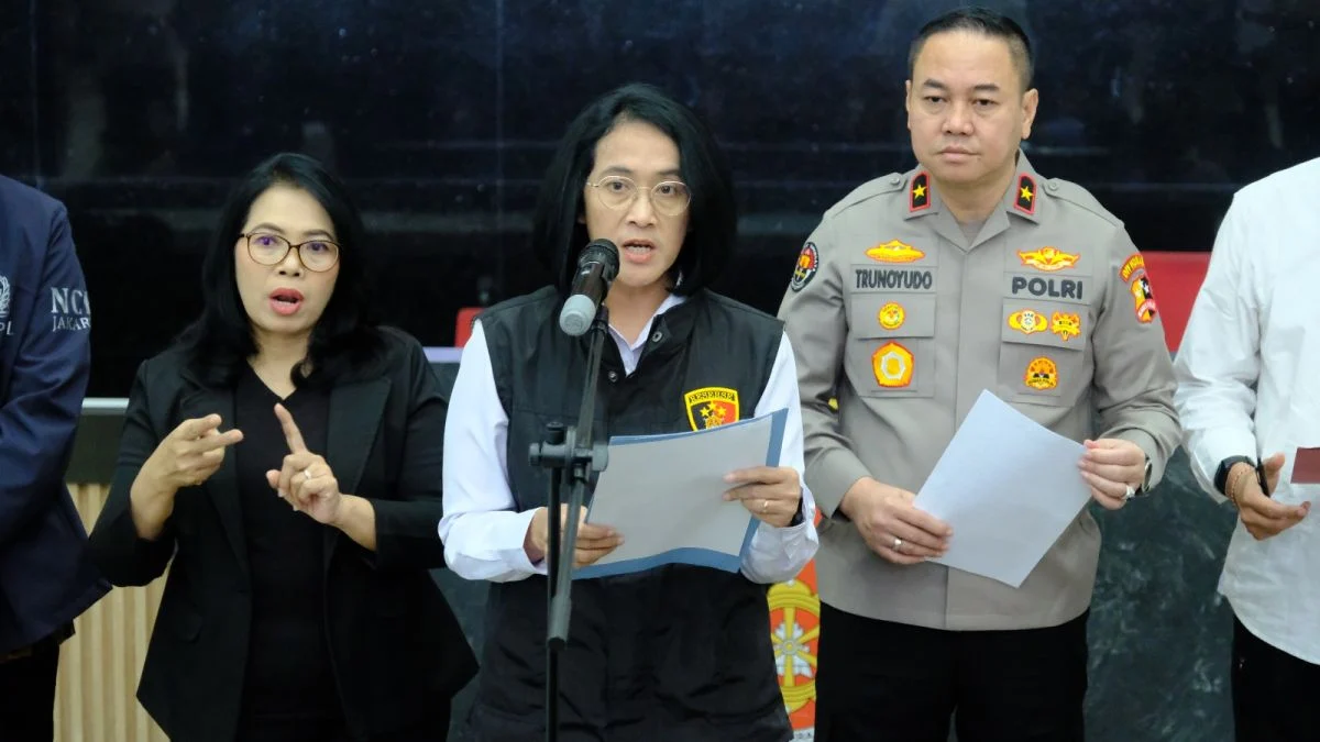 Awkarin Diperiksa, Polisi Ungkap Kemungkinan Tersangka Baru Kasus Hanania Travel