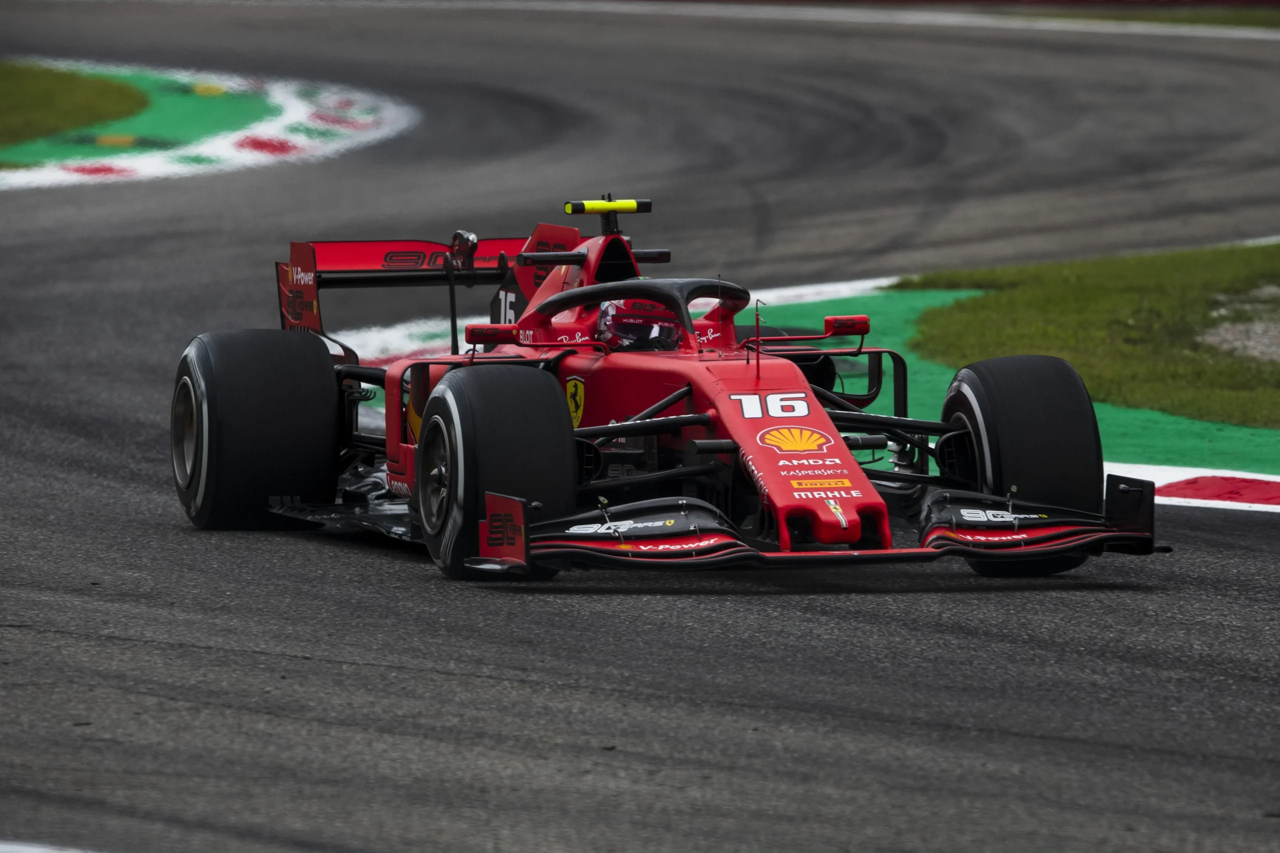 Charles Leclerc Perpanjang Kontrak Ferrari, Masa Depan Formula 1 Semakin Cerah