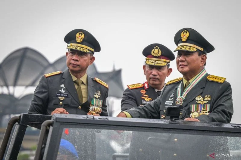 Demo Mahasiswa Disusupi Jejaring Eks Jenderal TNI dan Politisi: Fakta di Balik Gelombang Penolakan Program Makan Bergizi Gratis