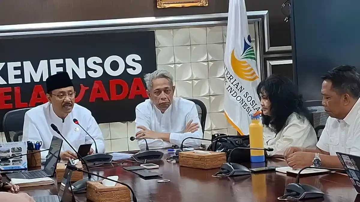 Gus Ipul Luncurkan Buku Fikih Disabilitas Mental Psikososial di Munas-Konbes NU 2026