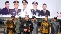 Gus Ipul Pimpin Upacara Kelahiran Pancasila di Tempat Bung Karno Diasingkan Gus Ipul Pimpin Upacara Kelahiran Pancasila di Tempat Bung Karno Diasingkan