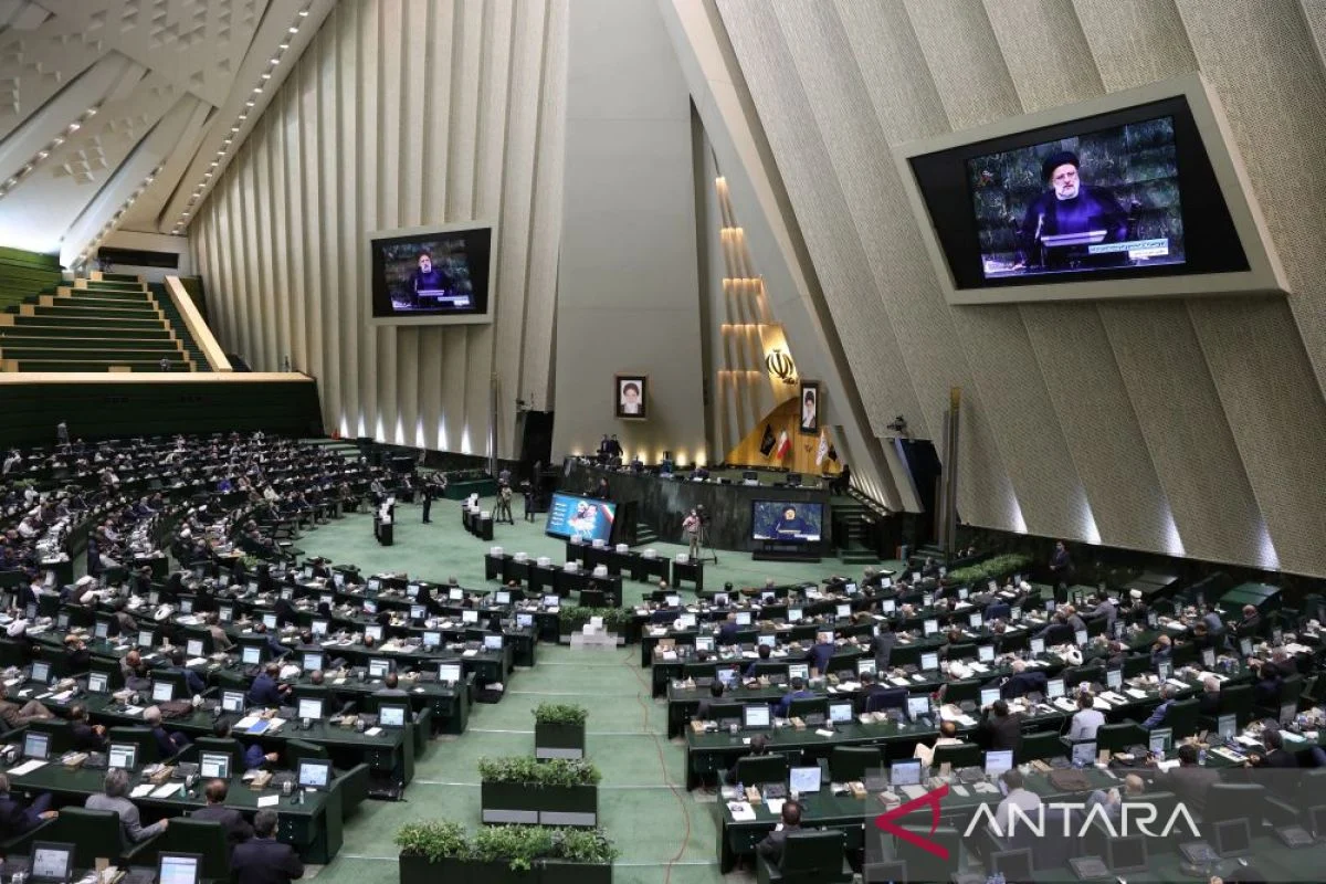 Iran Menetapkan Syarat Ketat untuk Negosiasi Nuklir dengan AS