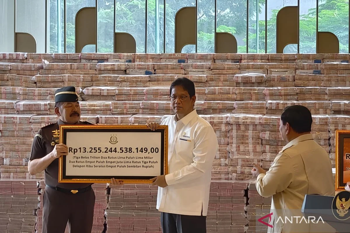 Kejagung Serahkan Rp1,02 Triliun Hasil Pemulihan Aset ke Kemenkeu Milik Terpidana Eddy Tansil