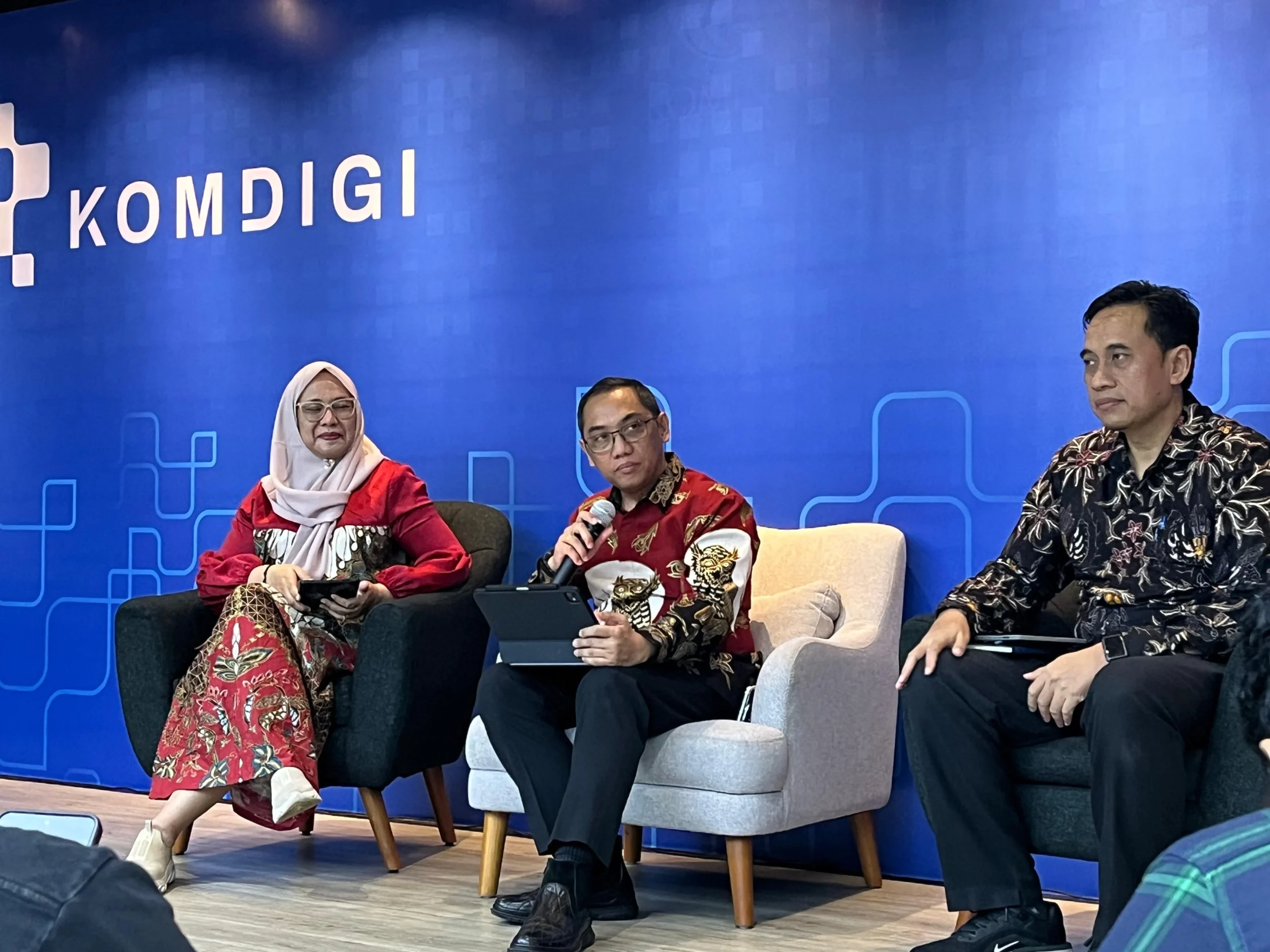 Konten Porno di JAKTV: KPI dan Komdigi Didesak Usut Tuntas Penyebabnya