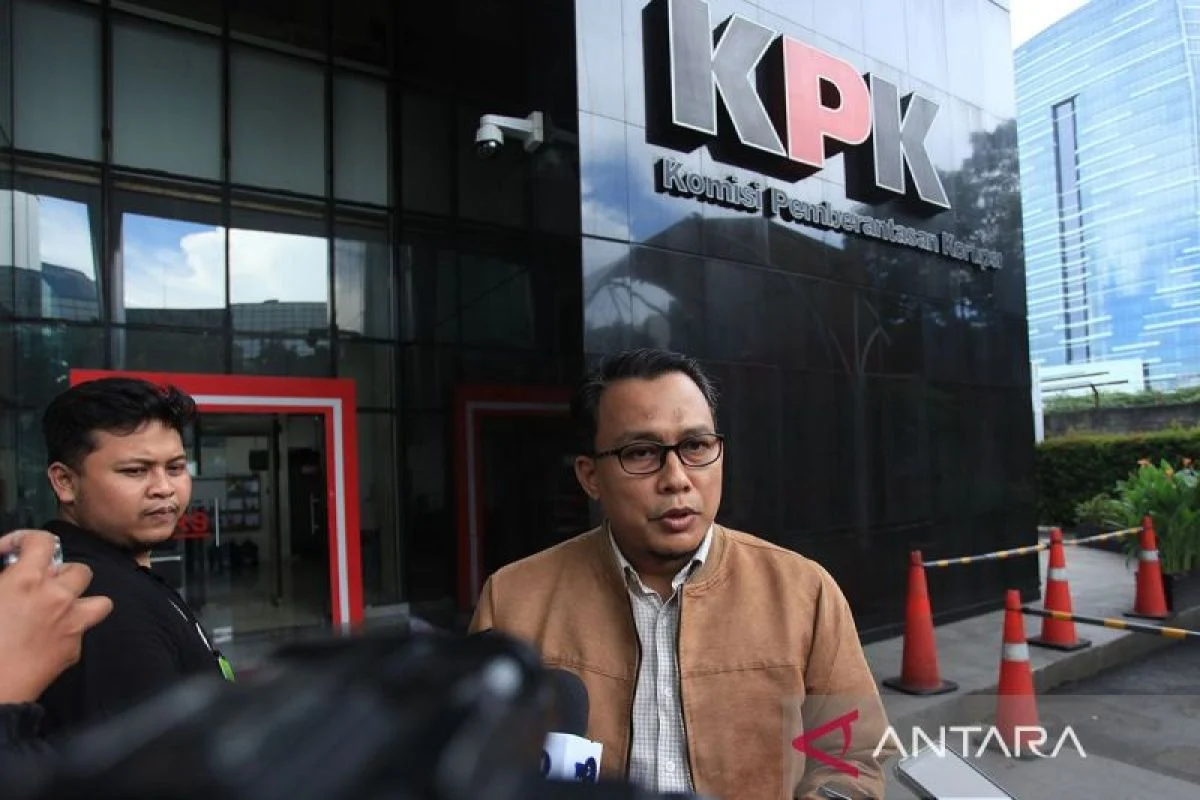 KPK Mencari Ali Susanto Terkait Kode Uang untuk Bos Abang