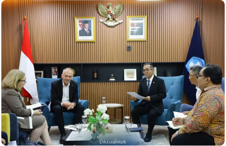 Mendiktisaintek Siap Pidanakan Sindikat Pemalsu Riset Internasional