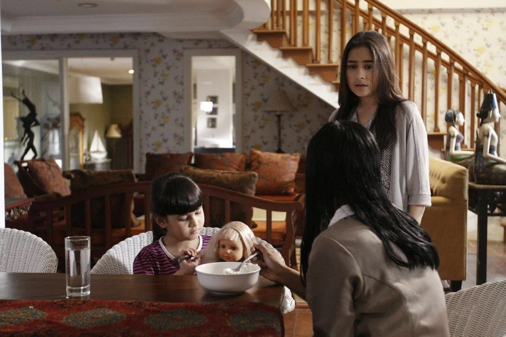 Menyelami Dunia Horor Risa Saraswati: Urutan 9 Film yang Wajib Ditonton