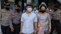 Pasangan Pengedar Sabu Menikah di Kantor Polisi, Bulan Madu di Balik Sel