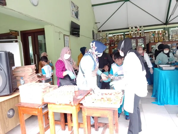 Pemberdayaan Kantin untuk Dapur MBG Masih Dikaji oleh Pemerintah