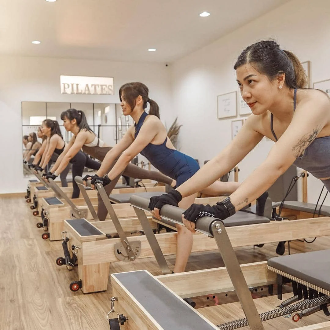 Pilates di Atas Yacht: Menyegarkan Tubuh dan Jiwa di CBD Beachwalk PIK2