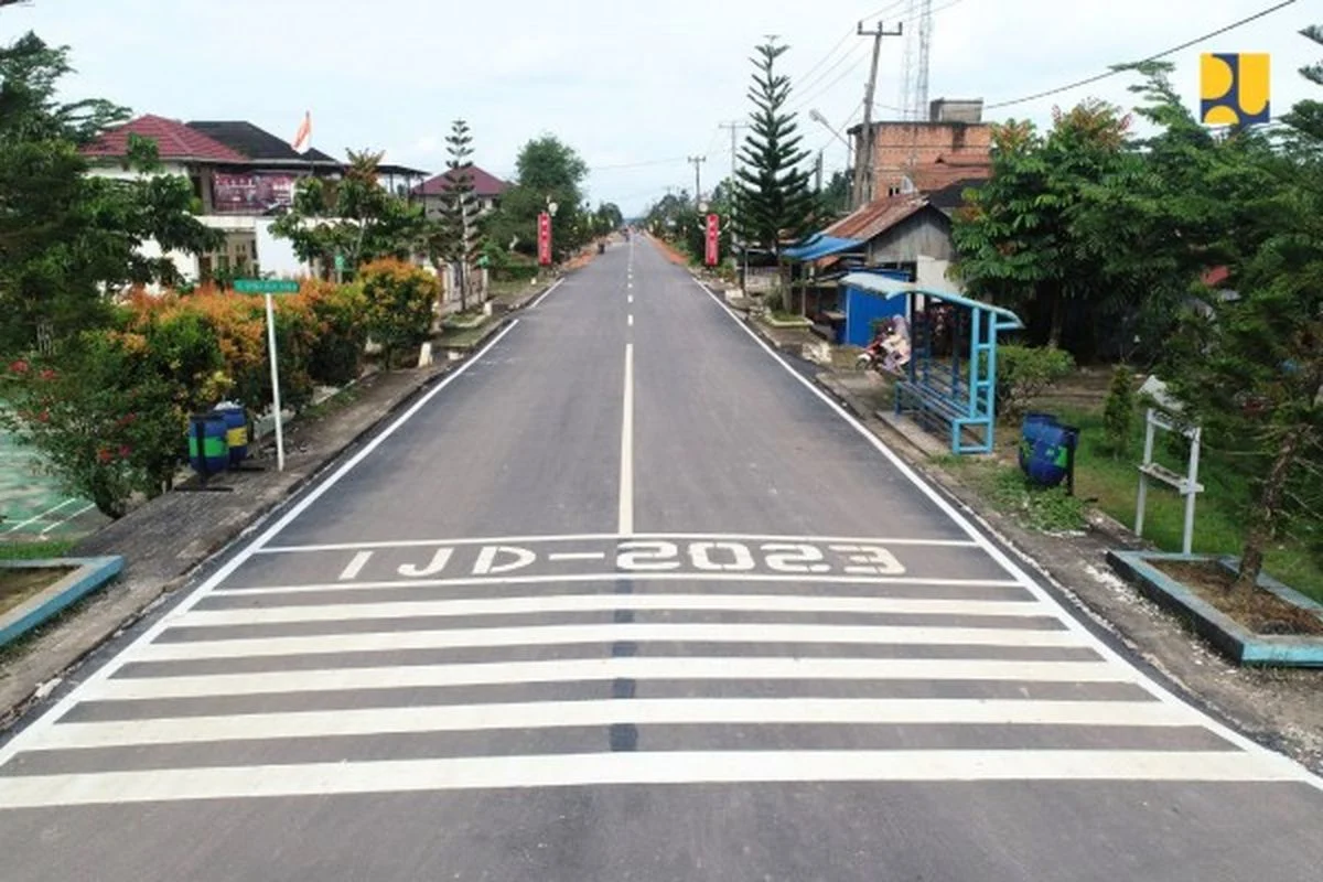 Prabowo Luncurkan Jalan Daerah Sepanjang 1.151 Km untuk Meningkatkan Perekonomian Rakyat